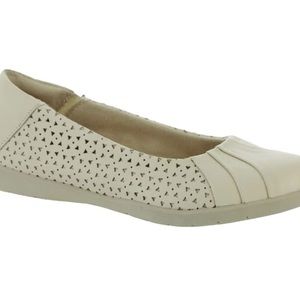 Earth Origins Womens Fiona Sand White Ballet Flats Shoes Size 10 Leather